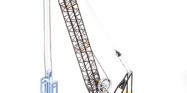 Sennebogen 6100 mit hydraulischem Schlitzwandgreifer 1:50