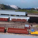 Von links: Manschafts-,Magazinwagen, Tender