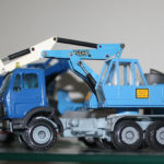 Fuchs 714 auf LKW montiert