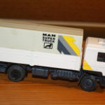 F 90 U rechte Seite mit Motor