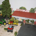 John Deere und MF beim Ballenhandling