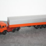 Eigenbau: 3600 mm und 1350 mm Radstand eines 3-achser .