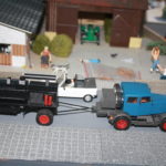 Mitten im Verkehr auf der Mdellbahn