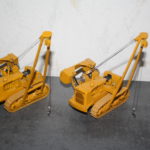 Zwei Cat 594 von Conrad