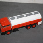 Lackierter Tank mit...