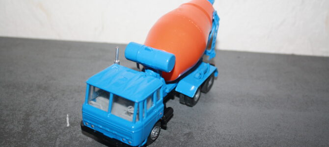 Liontoys DAF Modelle in 1:50 umbauen und ergänzen.